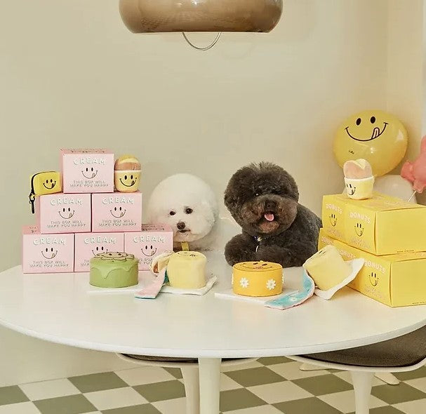 π Smile Cake Nosework Toy