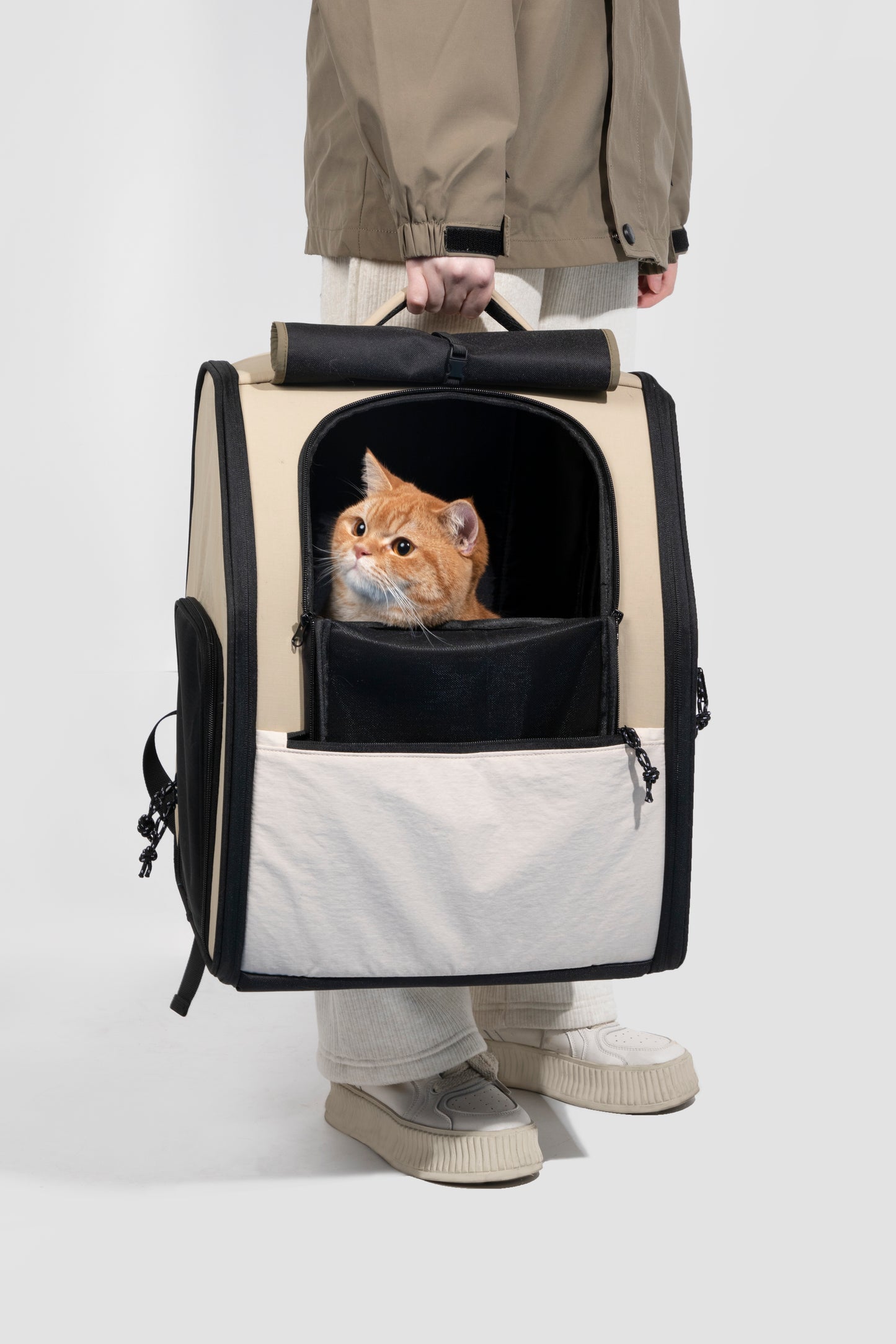 First Class Pet Backpack Carrier [Chestnut Brown - Pre-Order]