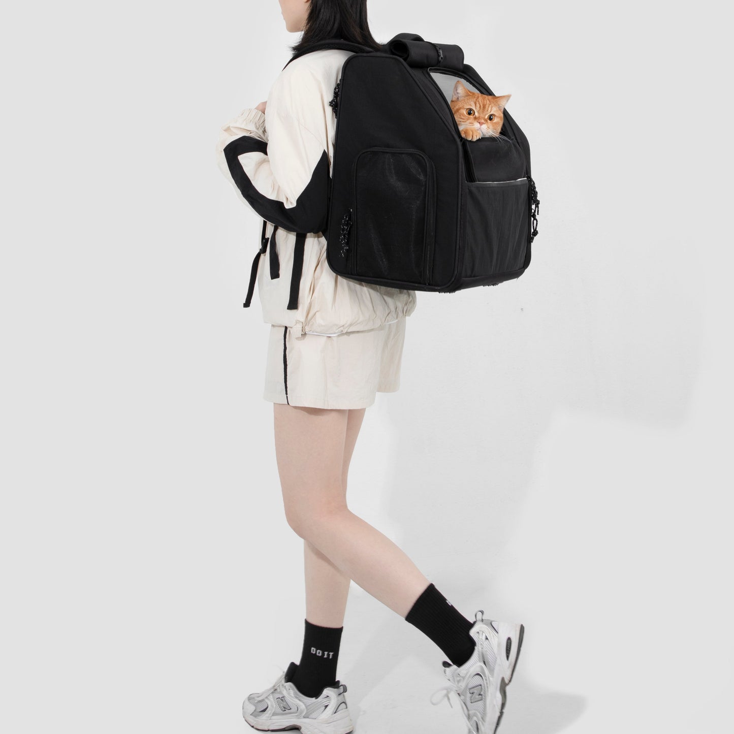 First Class Pet Backpack Carrier [Ebony Black - Pre-Order]