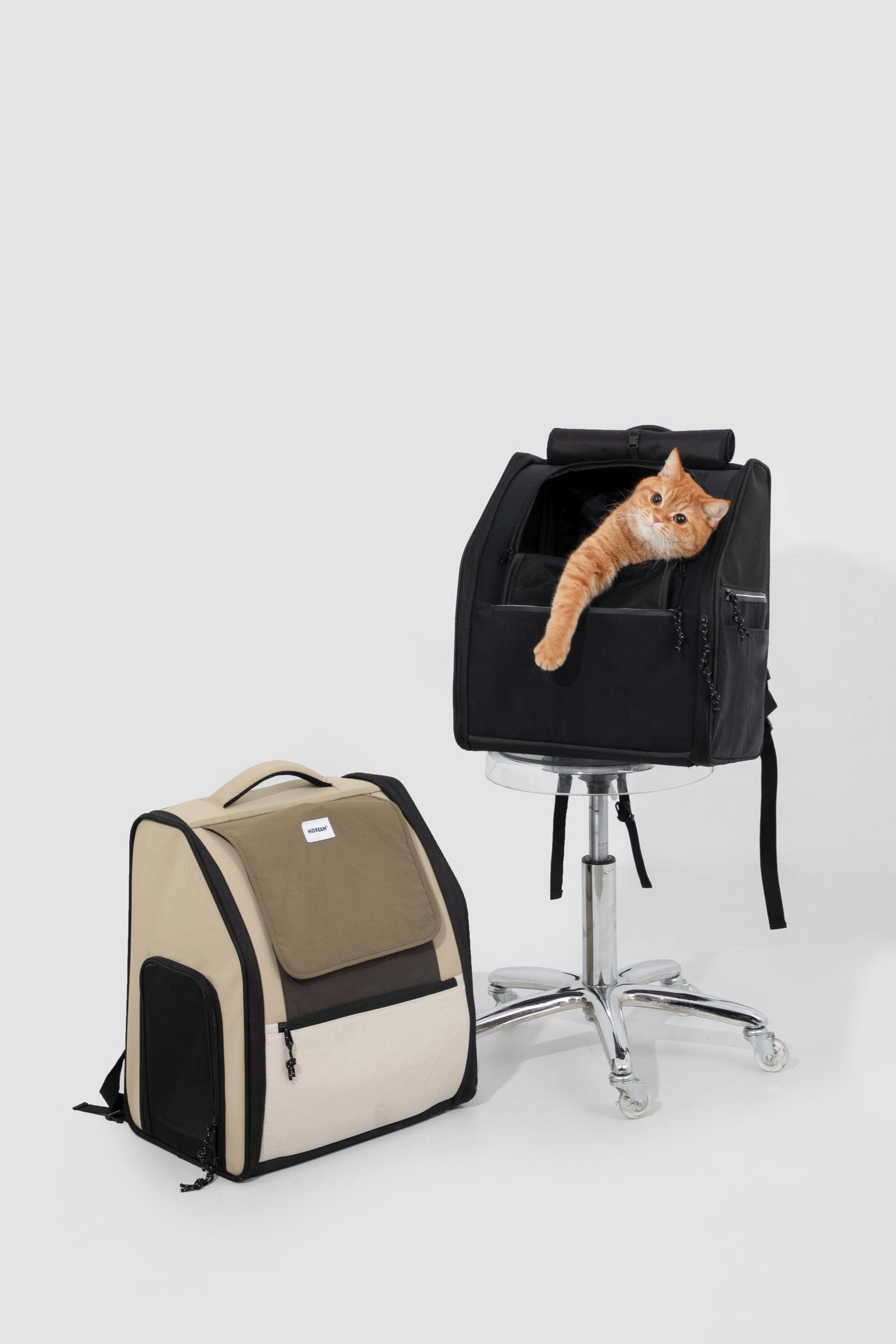 First Class Pet Backpack Carrier [Ebony Black - Pre-Order]