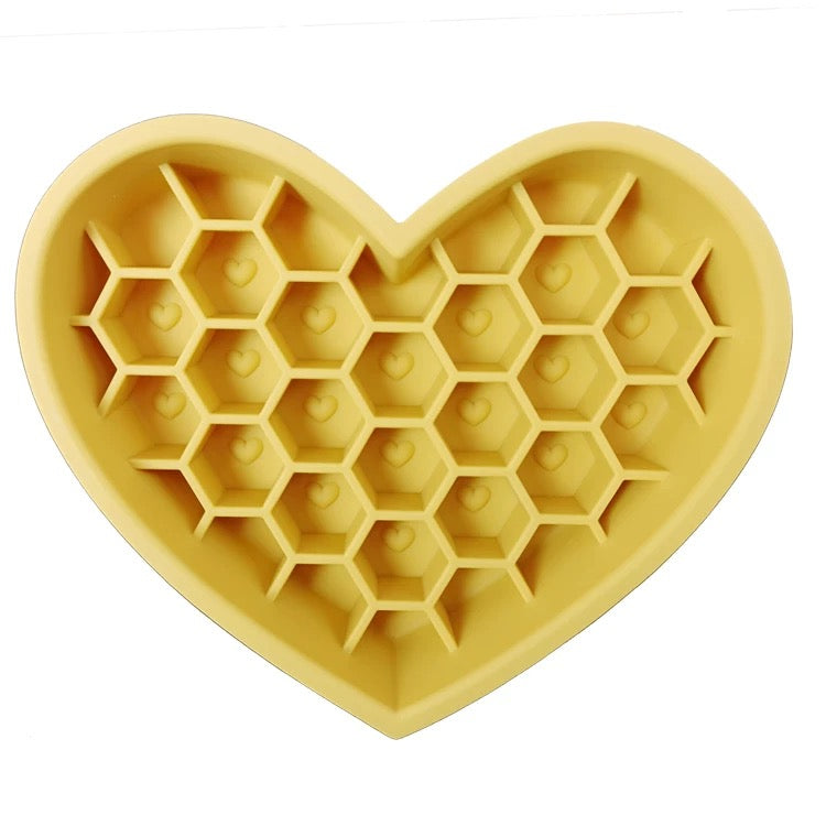 Heart-Shaped Slow Feeder [Yellow]